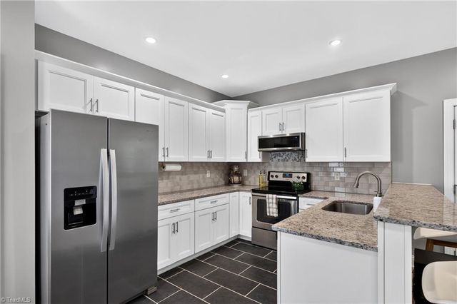 4351 Bowman Avenue, Randleman, NC 27317