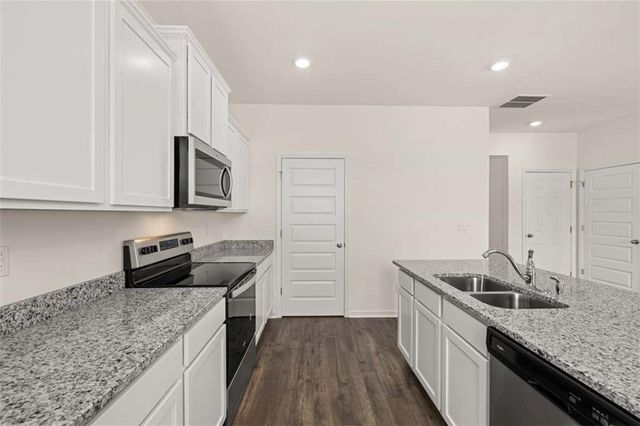 8578 PREAKNESS Pass, Lithonia, GA 30058