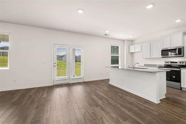 8578 PREAKNESS Pass, Lithonia, GA 30058
