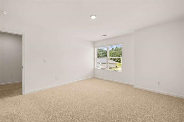 8578 PREAKNESS Pass, Lithonia, GA 30058