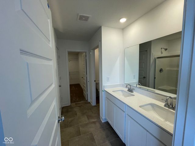 1206 Elmwood Lane, Greenwood, IN 46143