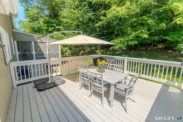 32 Stillwood Road, Wallingford, CT 06492
