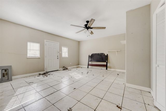 2375 Saint Francis Avenue, Dallas, TX 75228