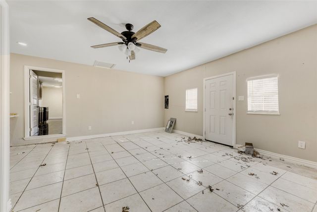 2375 Saint Francis Avenue, Dallas, TX 75228