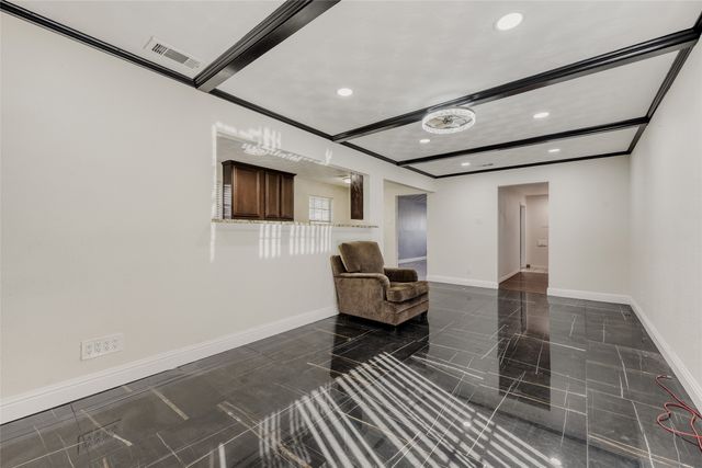 2375 Saint Francis Avenue, Dallas, TX 75228