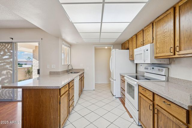 12718 W OMEGA Drive, Sun City West, AZ 85375