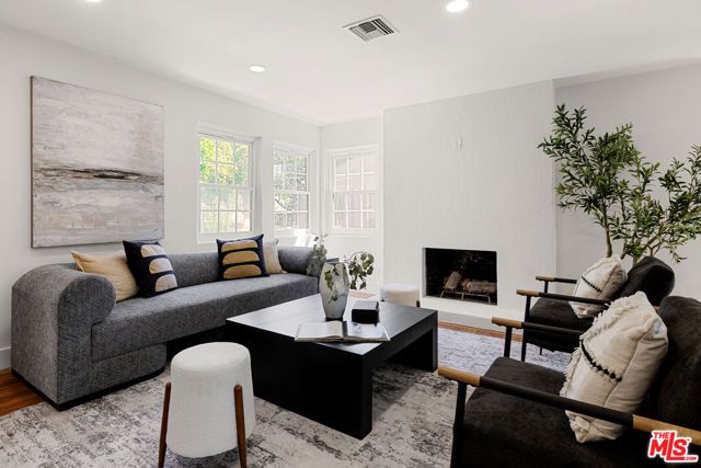 717 N Valley Street, Burbank, CA 91505