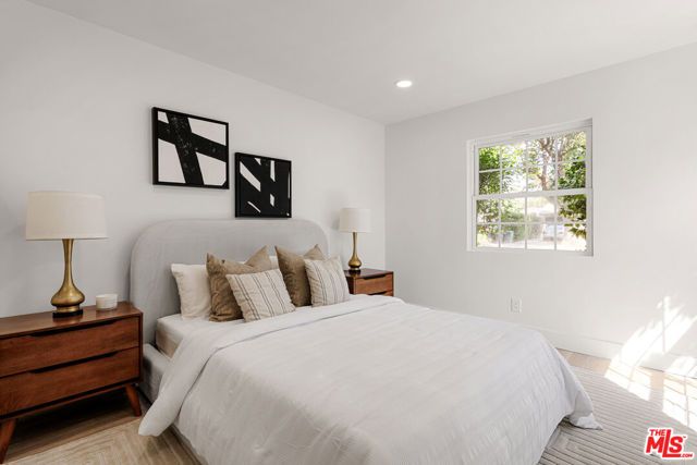 717 N Valley Street, Burbank, CA 91505