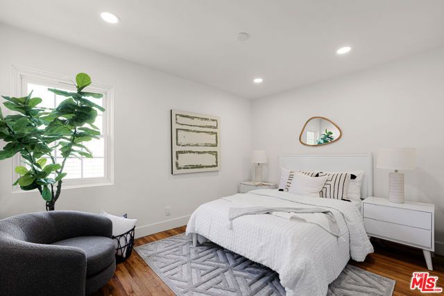 717 N Valley Street, Burbank, CA 91505