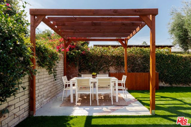 717 N Valley Street, Burbank, CA 91505