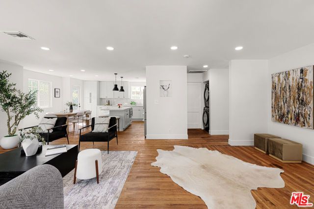 717 N Valley Street, Burbank, CA 91505