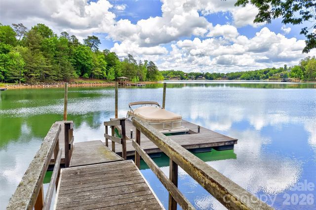 159 Osprey Roost Drive, Nebo, NC 28761