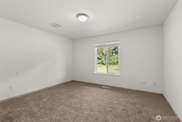 5 Martin Lane, Raymond, WA 98577