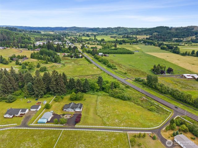 5 Martin Lane, Raymond, WA 98577