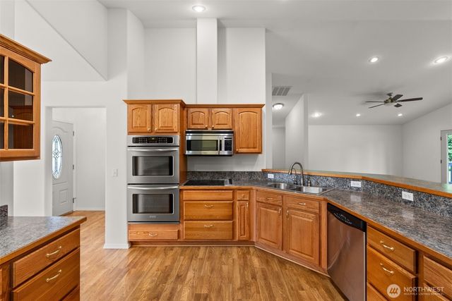5 Martin Lane, Raymond, WA 98577