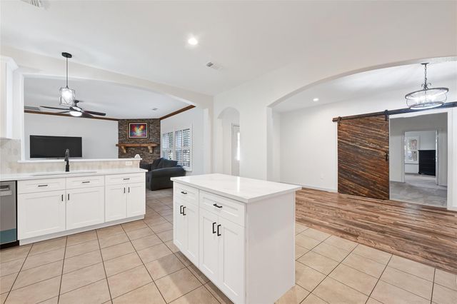 12134 Rainy Oaks Drive, Magnolia, TX 77354