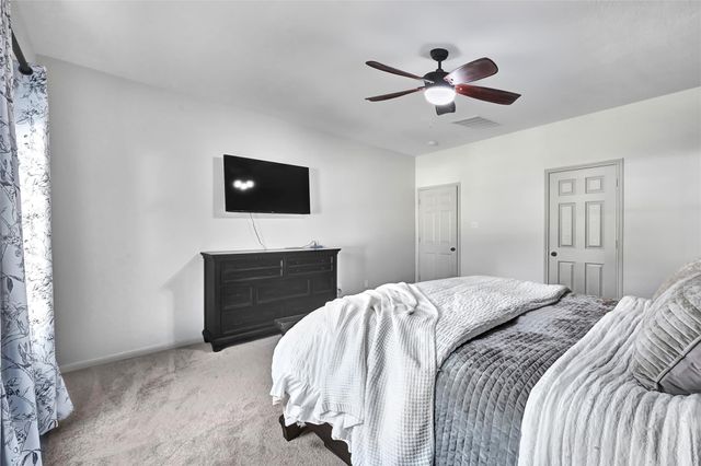 12134 Rainy Oaks Drive, Magnolia, TX 77354