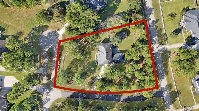 12134 Rainy Oaks Drive, Magnolia, TX 77354