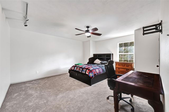 12134 Rainy Oaks Drive, Magnolia, TX 77354