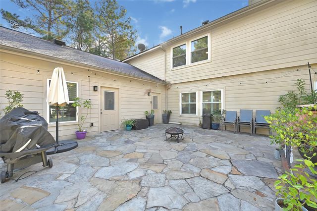 12134 Rainy Oaks Drive, Magnolia, TX 77354