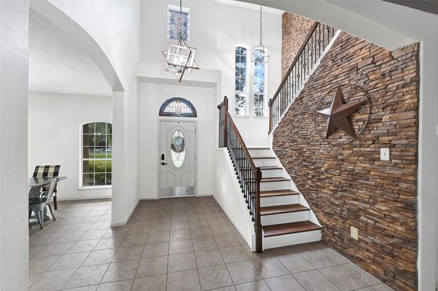 12134 Rainy Oaks Drive, Magnolia, TX 77354