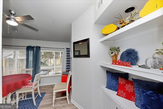 8053 WOODLAKE DR., Riverdale, GA 30274