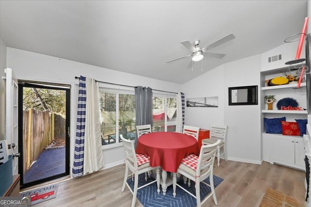 8053 WOODLAKE DR., Riverdale, GA 30274