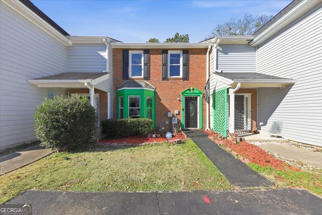 8053 WOODLAKE DR., Riverdale, GA 30274