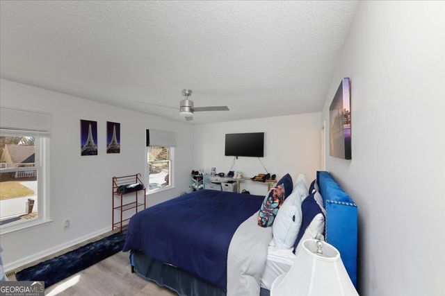 8053 WOODLAKE DR., Riverdale, GA 30274