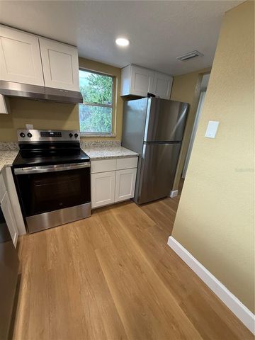 6062 AMBERLY AVENUE F53, Orlando, FL 32822