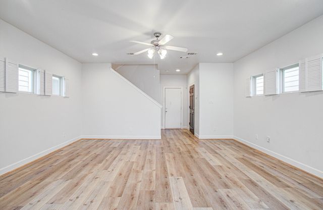 624 E 39th Street, Houston, TX 77022