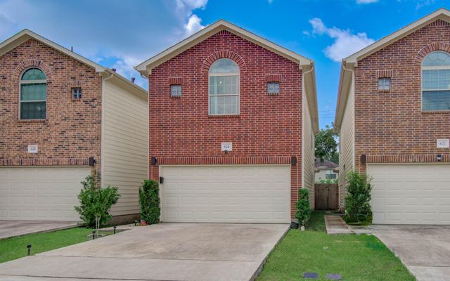624 E 39th Street, Houston, TX 77022