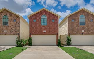 624 E 39th Street, Houston, TX 77022