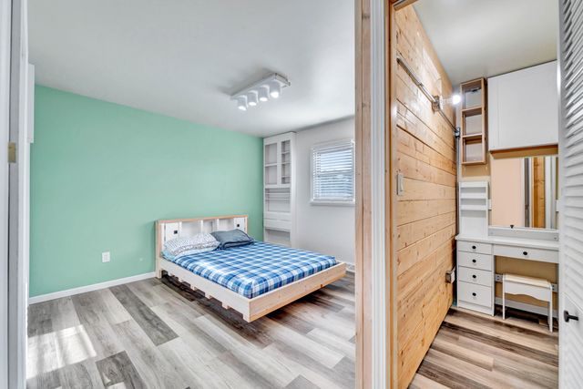 724 Briarwood Drive, Dyer, IN 46311