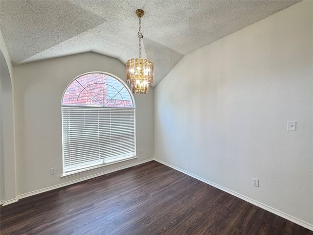 6224 St Leonard Drive, Arlington, TX 76001