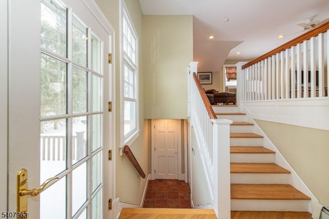 63 Crane Rd, Mountain Lakes Boro, NJ 07046