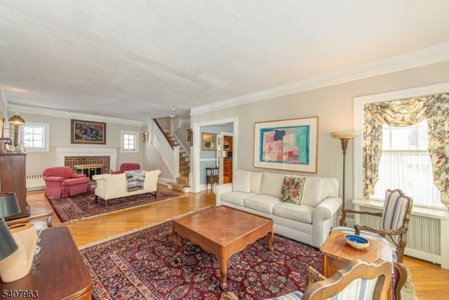 63 Crane Rd, Mountain Lakes Boro, NJ 07046