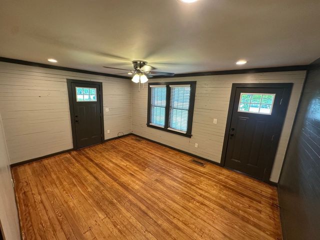 408 Spence Ln, Nashville, TN 37210
