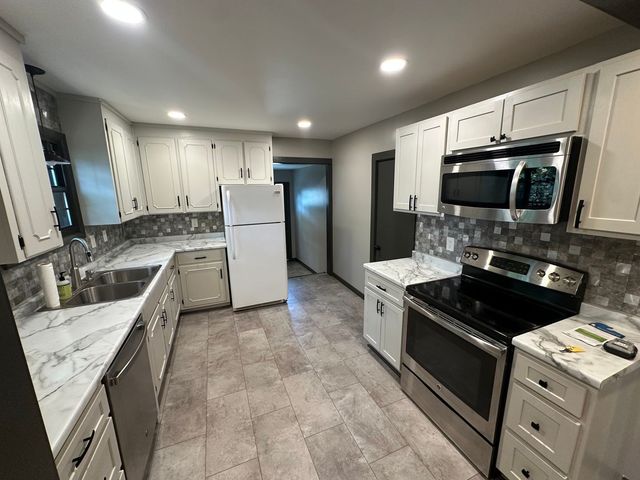 408 Spence Ln, Nashville, TN 37210
