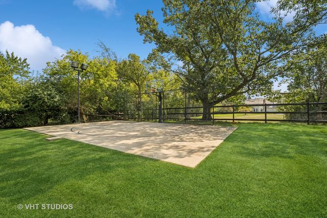 5521 Churchill Lane, Libertyville, IL 60048