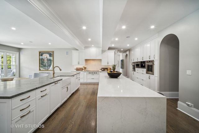 5521 Churchill Lane, Libertyville, IL 60048