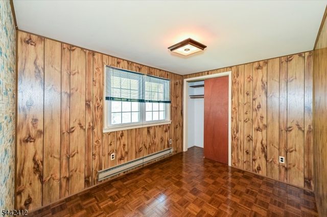 43 Urma Pl, Saddle Brook Twp., NJ 07663