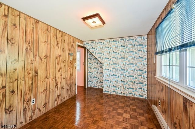 43 Urma Pl, Saddle Brook Twp., NJ 07663