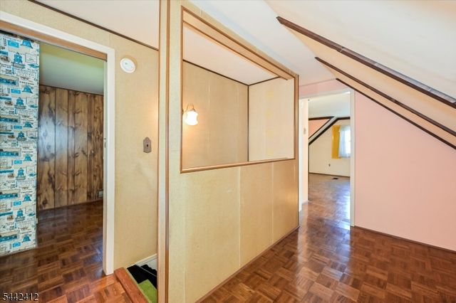 43 Urma Pl, Saddle Brook Twp., NJ 07663