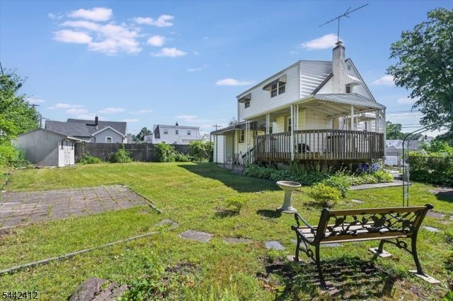 43 Urma Pl, Saddle Brook Twp., NJ 07663