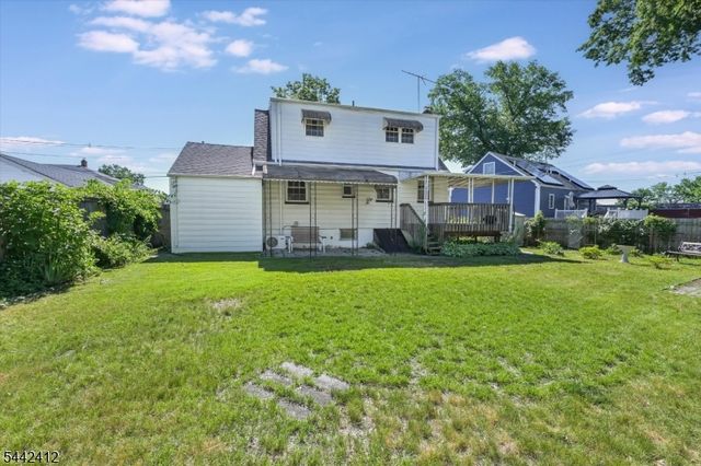 43 Urma Pl, Saddle Brook Twp., NJ 07663