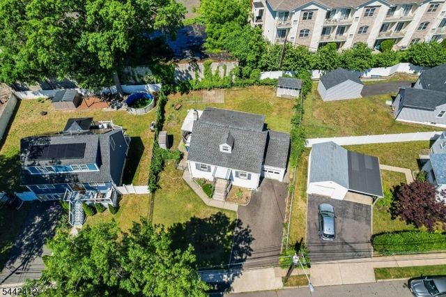 43 Urma Pl, Saddle Brook Twp., NJ 07663