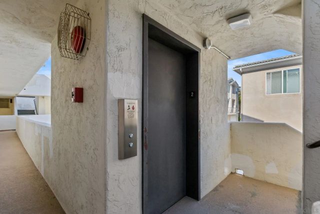 7512 Viejo Castilla Way 17, Carlsbad, CA 92009