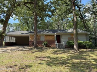 290 Marla Avenue, Jackson, MS 39204