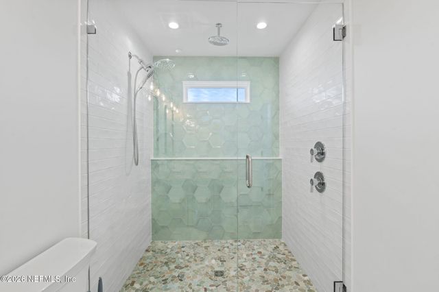 921 2ND Avenue S, Jacksonville Beach, FL 32250